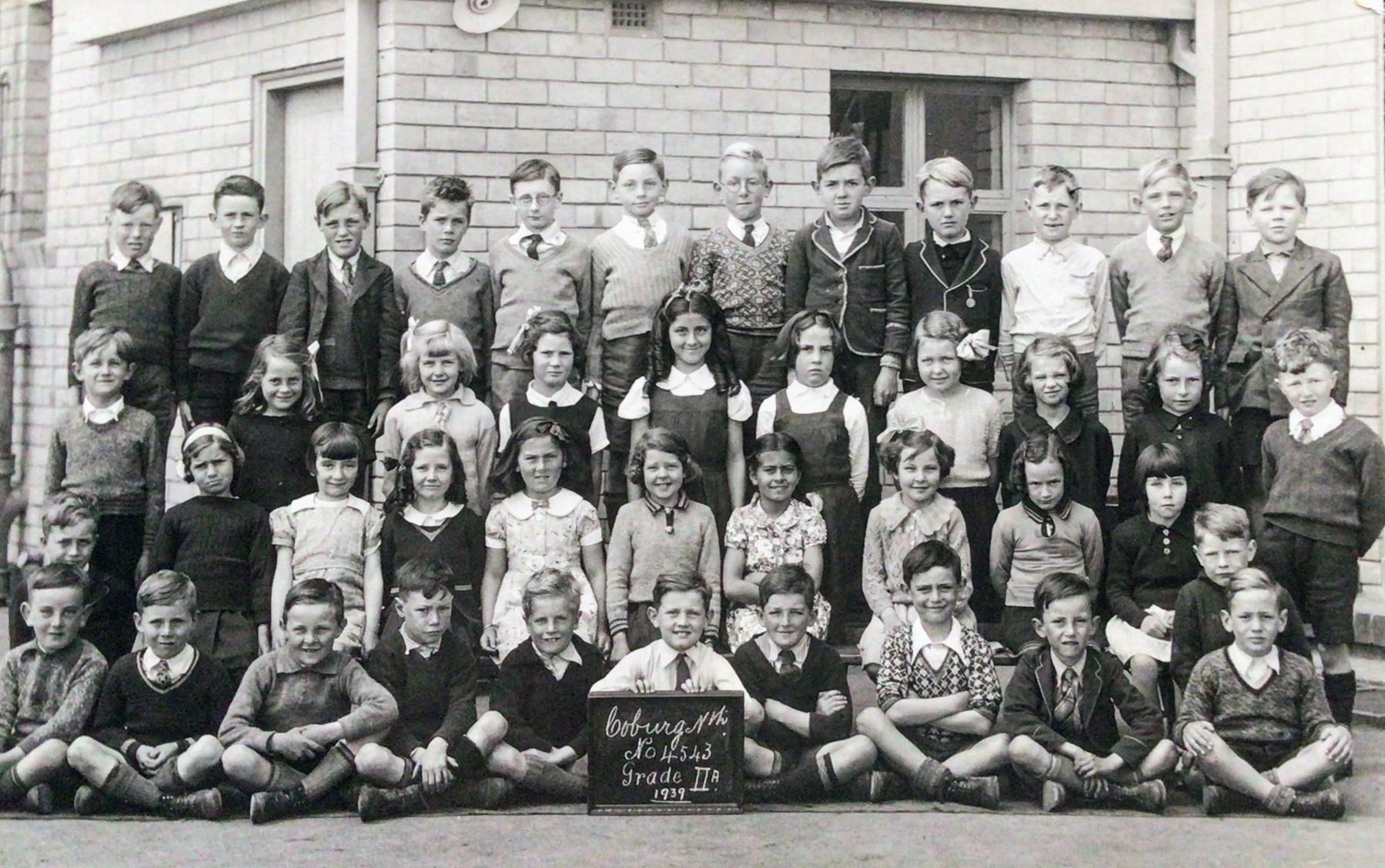Coburg Nth, Grade 2a 1937